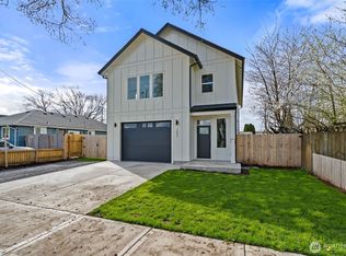1209 S 6th Avenue, Kelso, WA