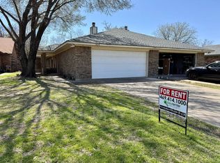 1014 Vera Ct, Irving, TX 75060