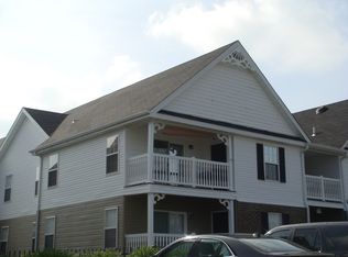 1133 Saravalle Dr, Saint Peters, MO 63376