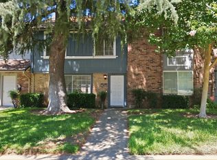 5127 Gibbons Dr, Carmichael, CA 95608