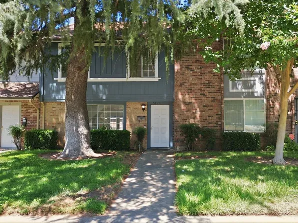 5127 Gibbons Dr, Carmichael, CA 95608