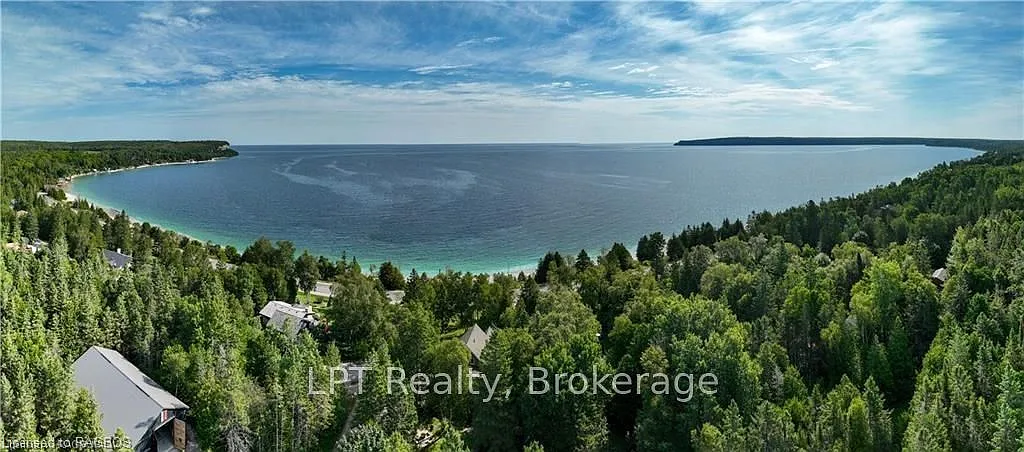 3 bed, $2,590 — Photo 4