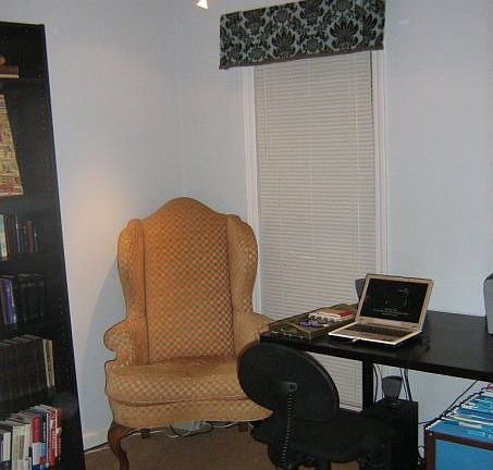 Office/Bedroom - vaulted ceiling- two large windows faving front yard