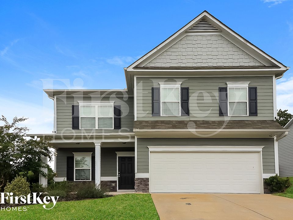 1st image of 272 Persian Ivy Way