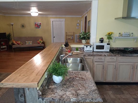 Kitchen 9' Solid Wood Bar