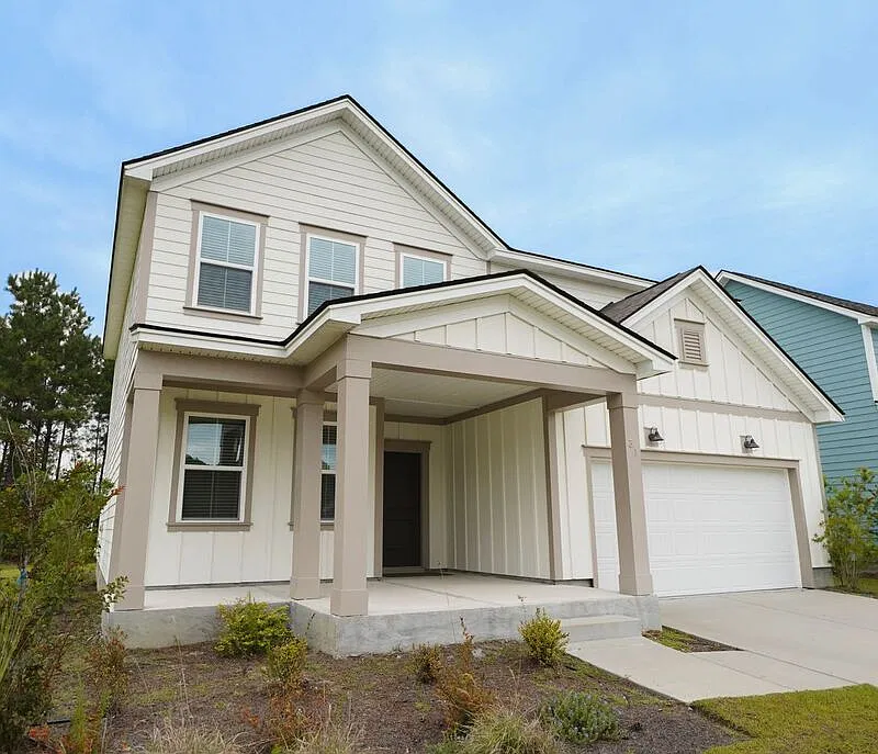 4 bed, 2.5 bath, 2322 sqft, $2,700 — Photo 2
