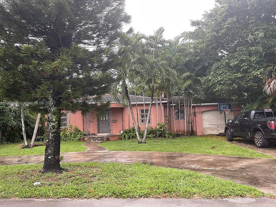 2nd image of 816 NE 91st Ter