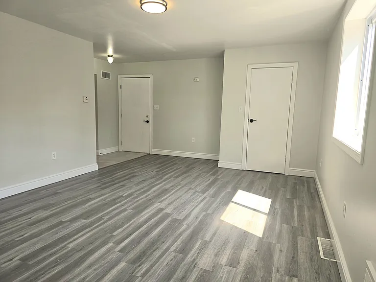 742 Hamilton Ave #1 — Photo 3