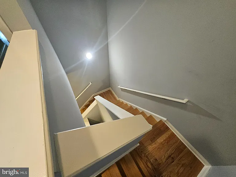 430 S Bond St — Photo 9