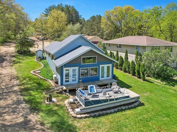 W10596 County Road V, Poynette, WI 53955