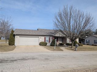 3205 Liberty Ct, Danville, IL 61832