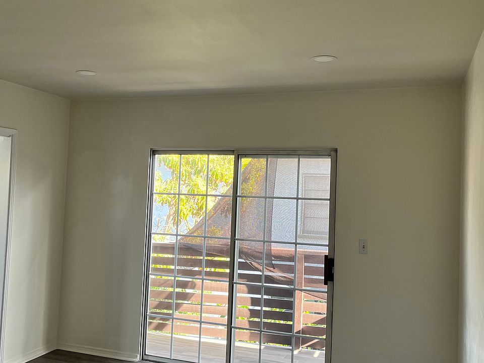 1st image of 5579 Kinston Ave #3