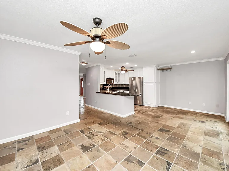 2588 Bering Dr — Photo 8