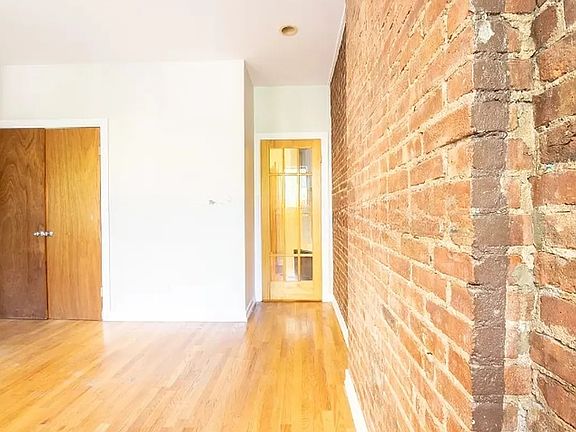 2nd image of 416 W 25th St #3FW