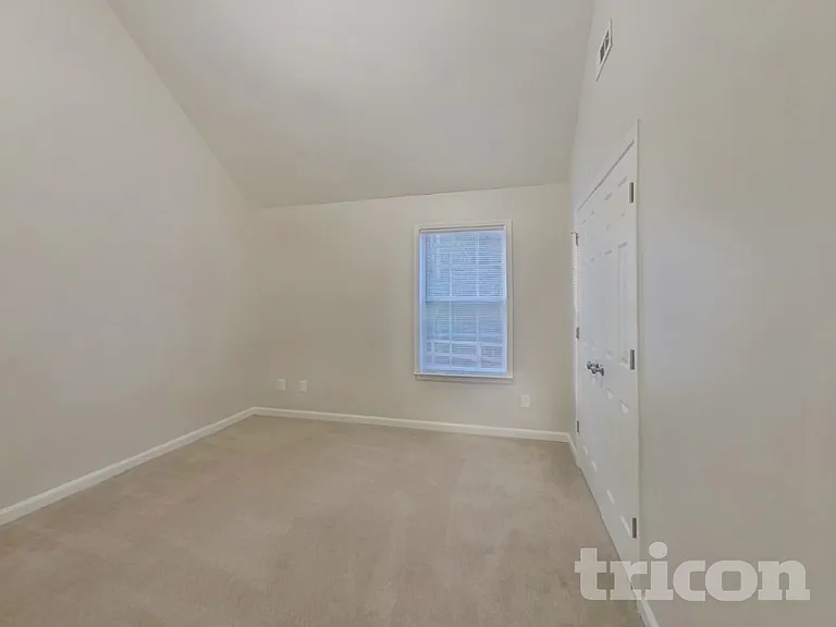 432 Rolling Stream Dr — Photo 11