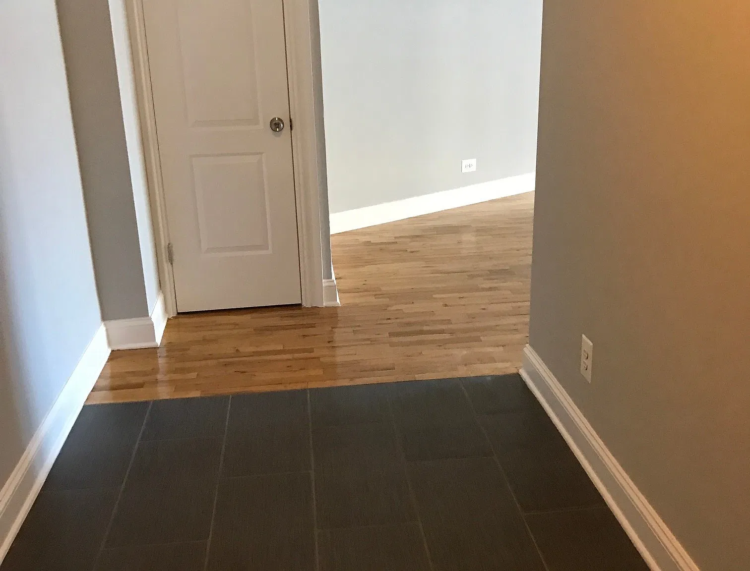 1 bed, 1.5 bath, 925 sqft, $2,222 — Photo 4