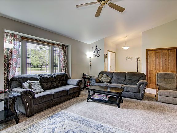 3rd image of 3321 Ingalls Road