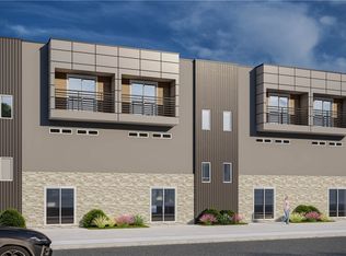 1982 S Razorback Rd #101, Fayetteville, AR 72701