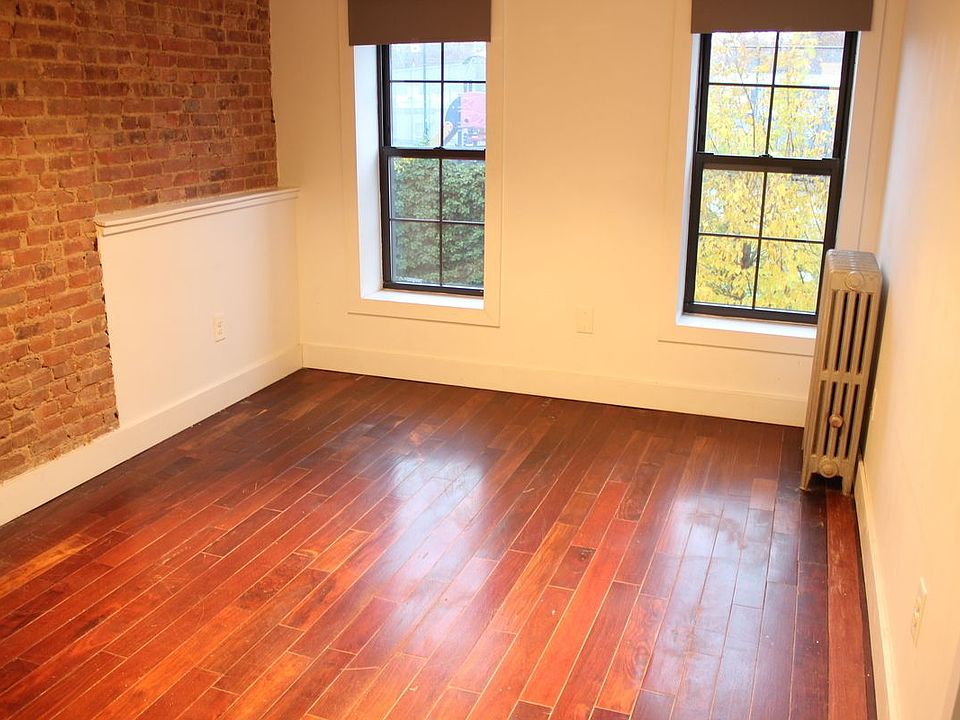 1st image of 594 Saint Marks Ave #3RR