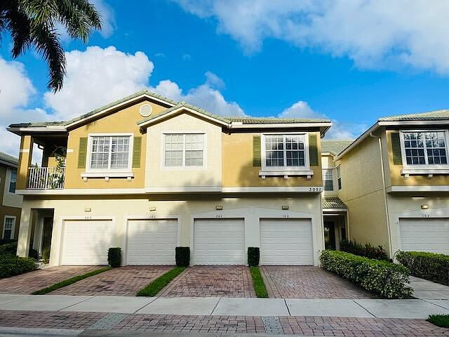 1st image of 3051 SE Lexington Lakes Dr APT 201