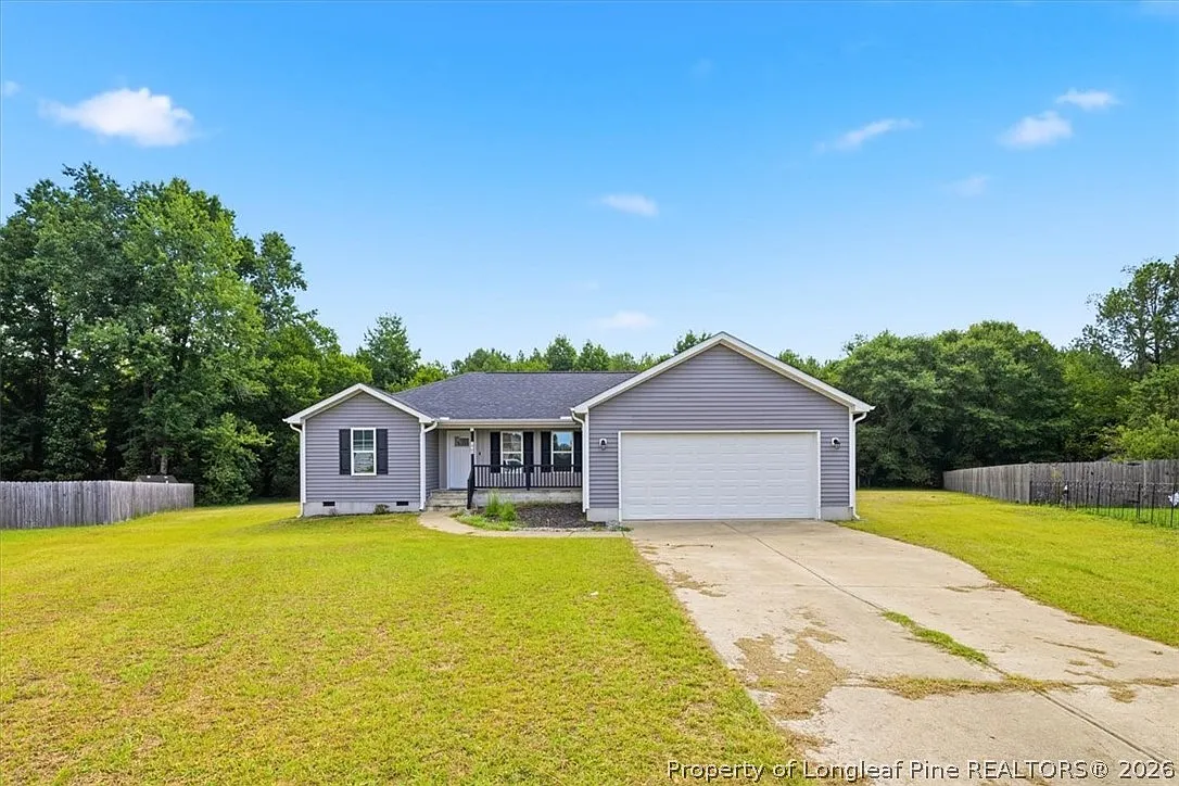 3 bed, 2.0 bath, 1320 sqft, $1,900 — Photo 1