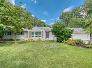 109 W Ingleside Dr, Akron, OH