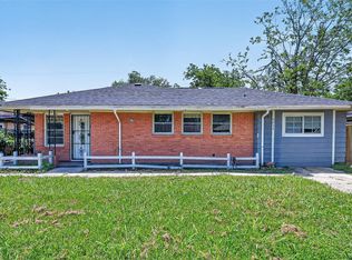 5934 Belmark St, Houston, TX 77033