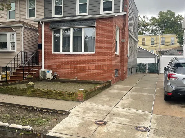 7736 76th Street, Glendale, NY 11385