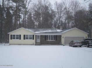 75239 51st St, Decatur, MI 49045