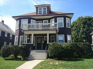 132 Manthorne Rd, West Roxbury, MA 02132