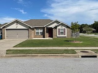 5411 SW Remington Rd, Bentonville, AR 72712