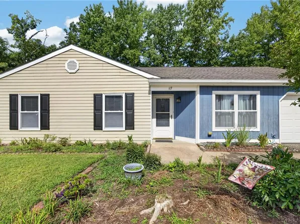 17 Stoneybrook Ln, Newport News, VA 23608