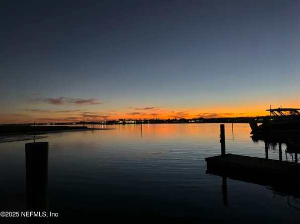 2540 BEACH Boulevard, Jacksonville Beach, FL 32250