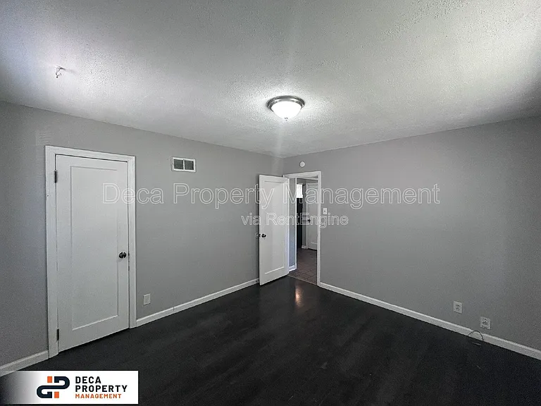 9224 Kathlyn Dr — Photo 9