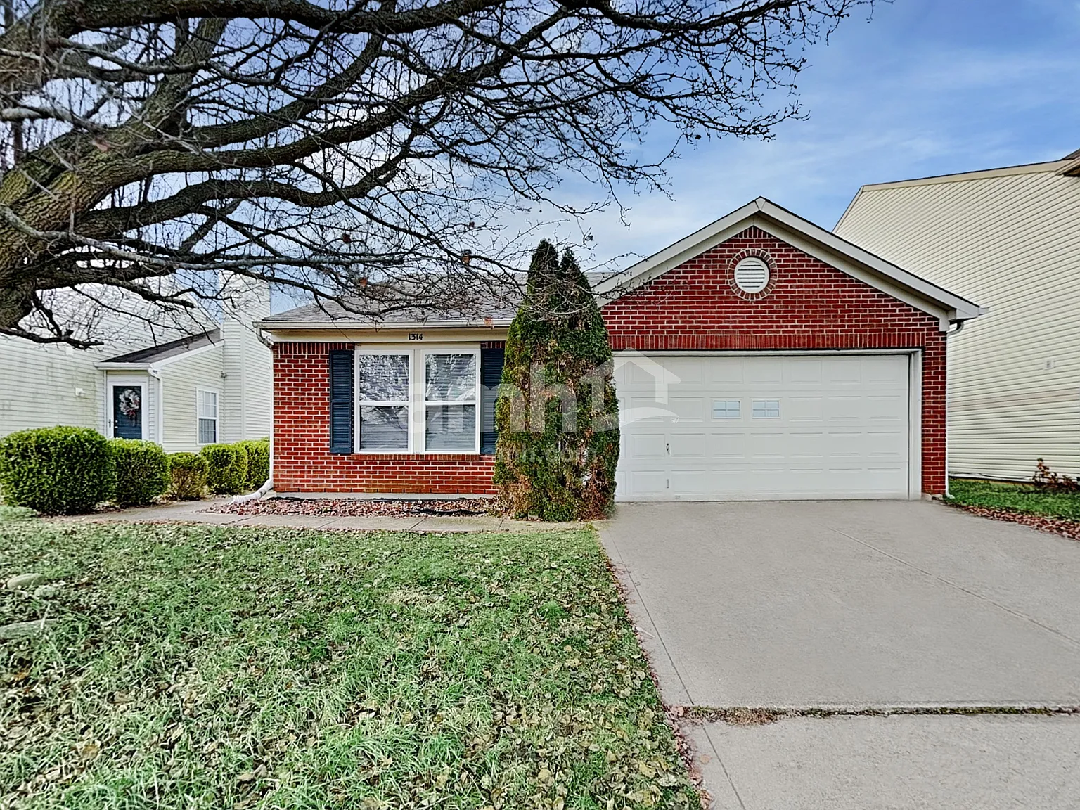 1314 Castleford Ln photo 1