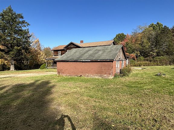 5th image of 22980 Kunz Rd