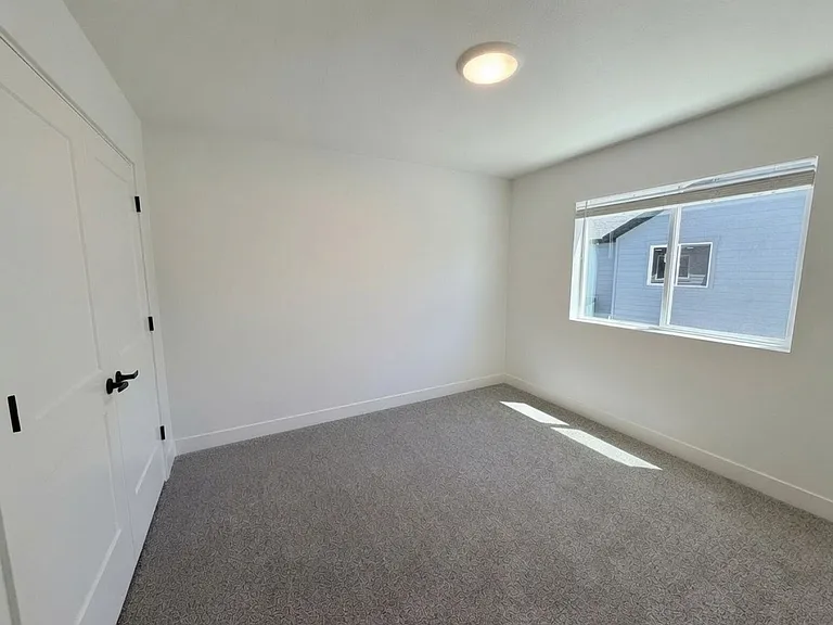 2719 N 2775 W #142 — Photo 15