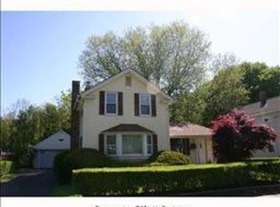 49 Wickett St, New Hartford, CT 06057