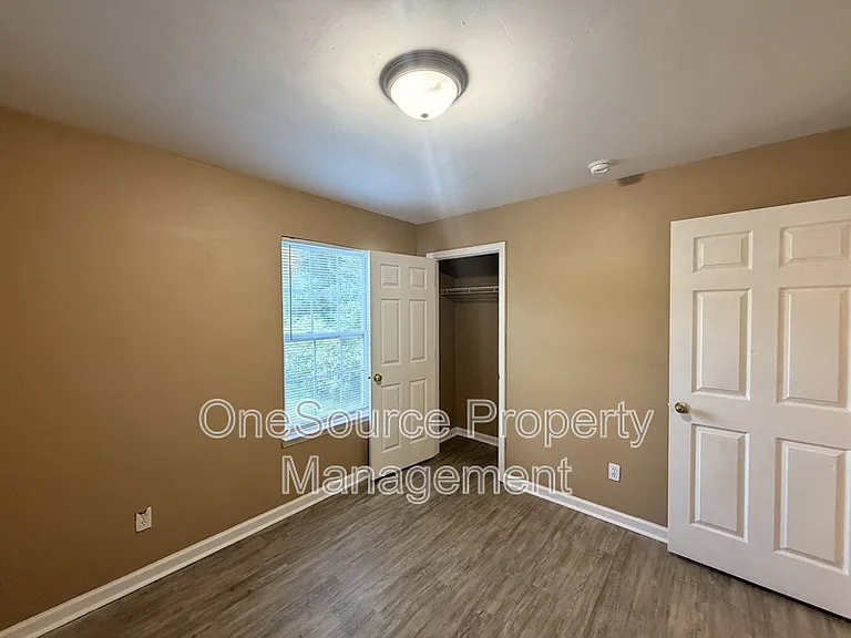 203 B W Roberts St — Photo 8