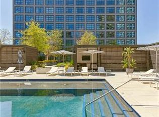 1001 Julia St APT 12A, New Orleans, LA 70113