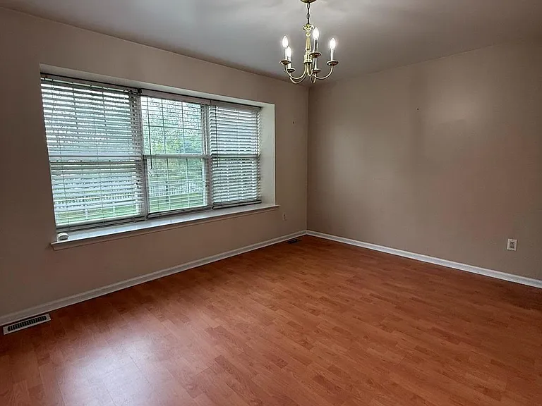 2605 Gramercy Way — Photo 14