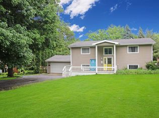 1609 Meadowbrook Ln, Freeport, IL 61032