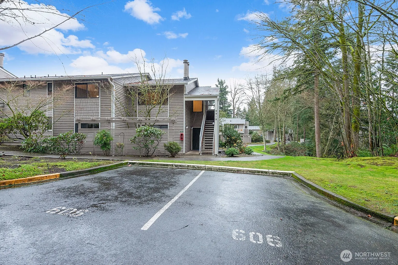 9919 NE 144th Lane #606 photo 1