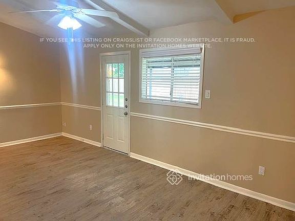 3rd image of 10418 Winding Trail Rd