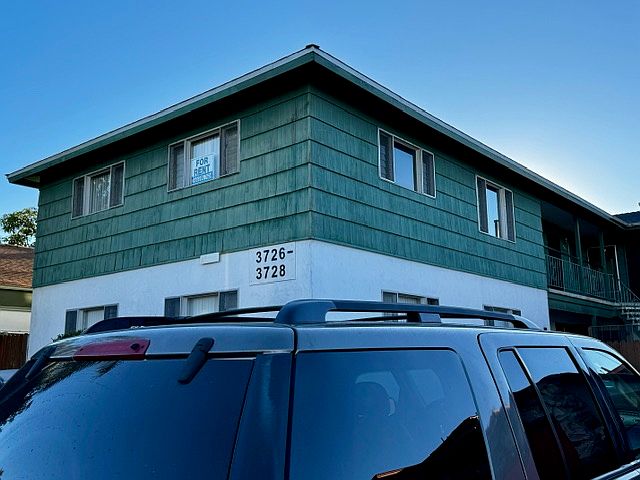 1st image of 3726 Ingraham St #3726