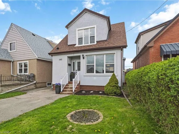 1183 Dunsmure Rd, Hamilton, ON L8H 1L1
