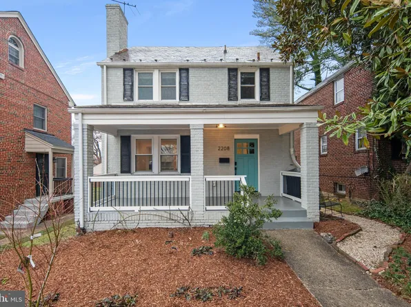 2208 Shepherd St NE, Washington, DC 20018