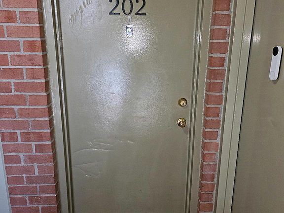 2nd image of 6701 White Water Ct Unit 202