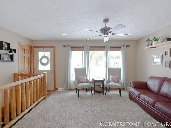 4th image of 1679 Honeybrook Dr