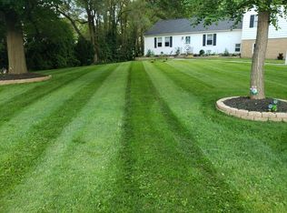 900 Robinson Ave, Barberton, OH 44203